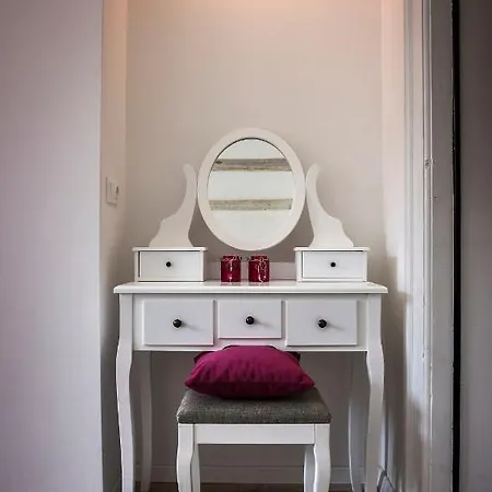 فندق مبيت وإفطار Emma's 4*