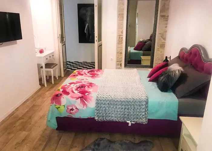 Emma's Panzió Póla