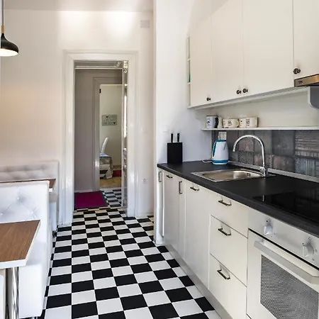 Emma's Bed and breakfast 4*